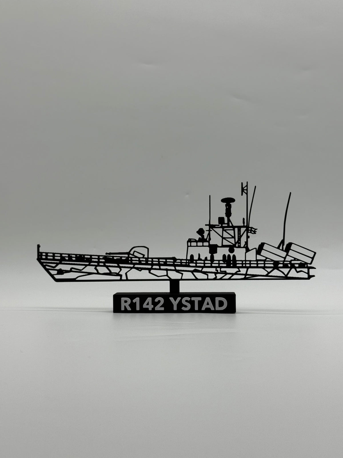 R142 Sticker R142 Ystad – Swedish Missile Boat | 3D Printed Model – 3dmilprint