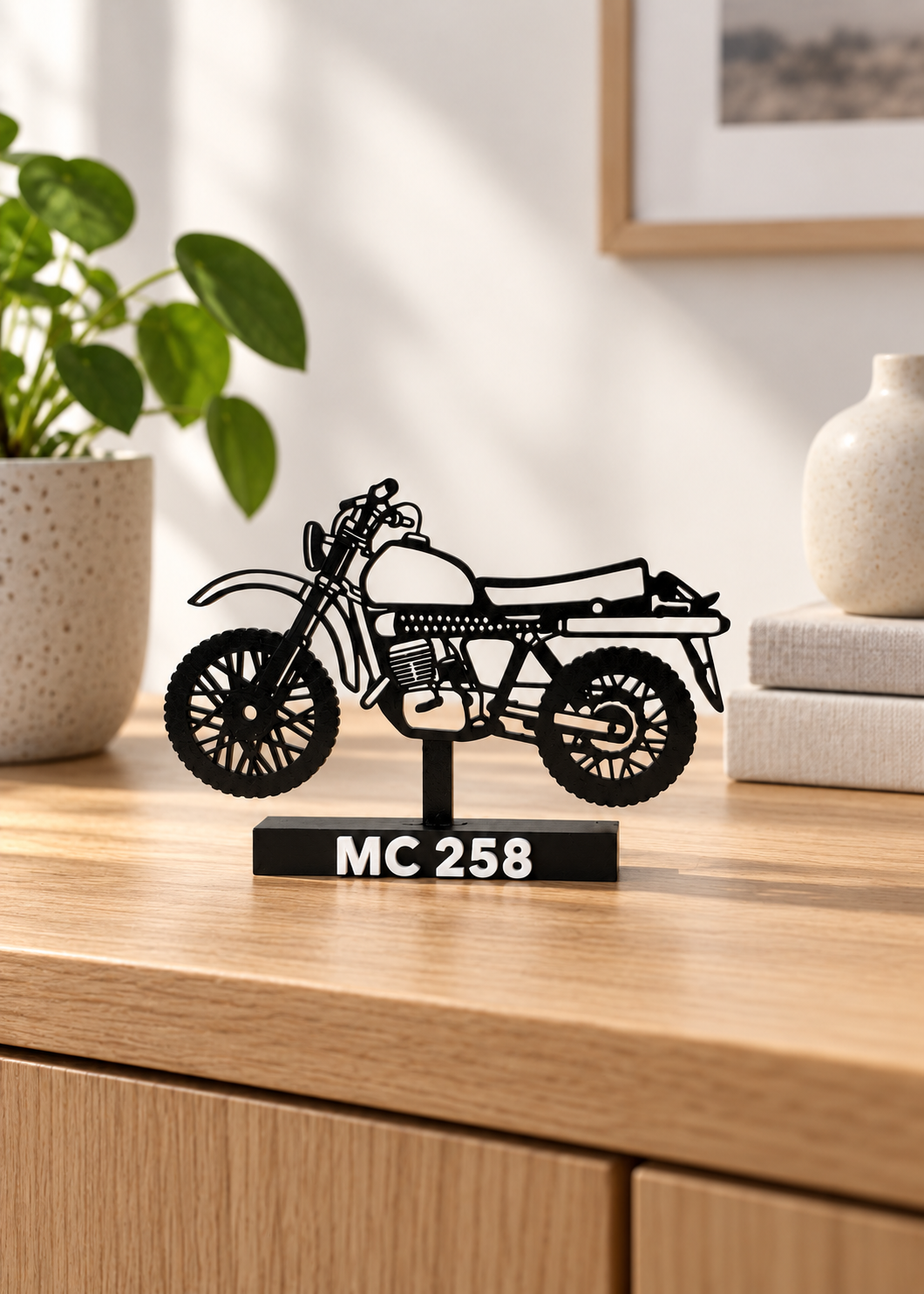 MC 258 – Swedish Military Motorcycle (Husqvarna)