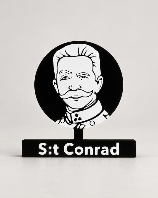 S:t Conrad – svartvitt emblem på ljus studiobakgrund